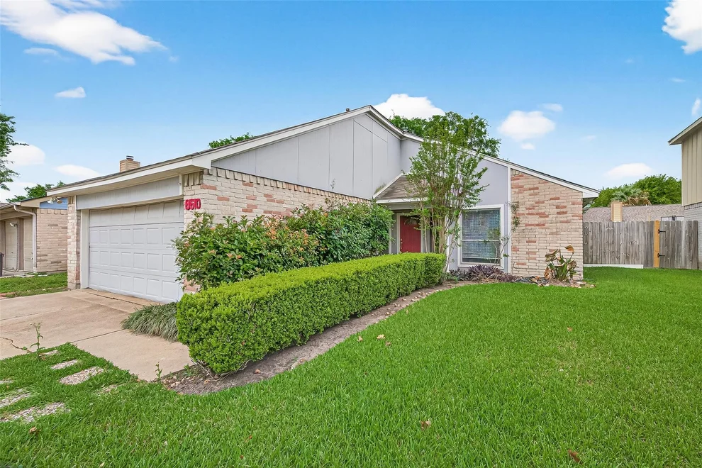 Unit for sale at 6510 Paso Del Sol Drive, Houston, TX 77083
