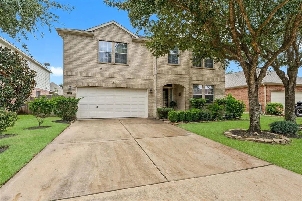 Unit for sale at 17227 Mossbriar Lane, Houston, TX 77095