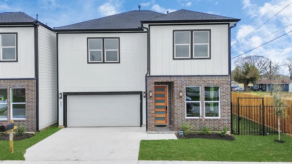 Unit for sale at 8815 Edgar Street, Houston, TX 77051