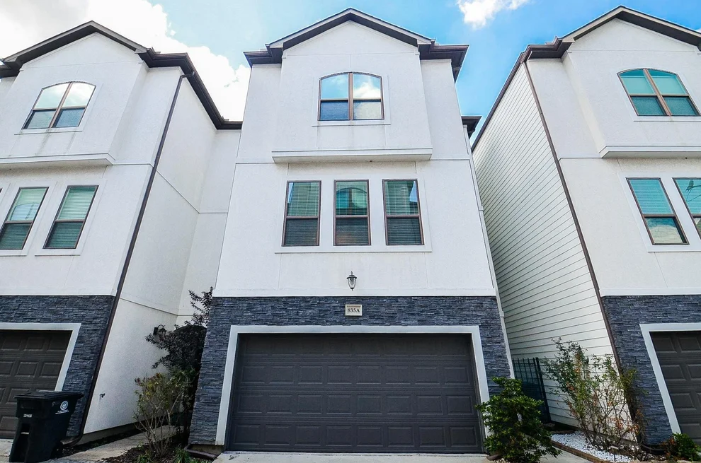 Unit for sale at 835 Wakefield Drive, Houston, TX 77018