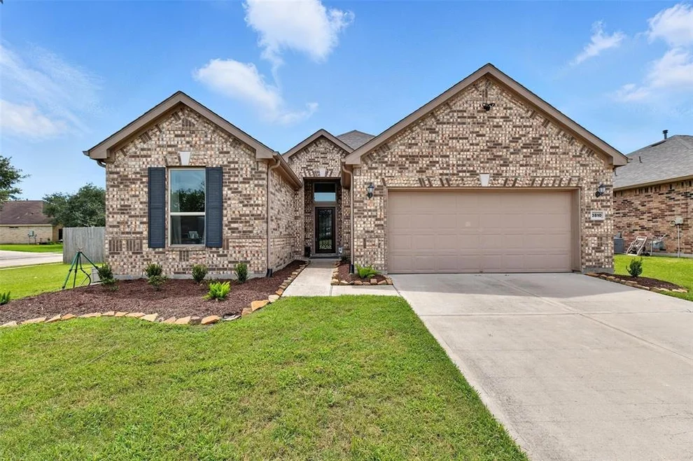 Unit for sale at 3810 Canterbury Park Drive, Pearland, TX 77584