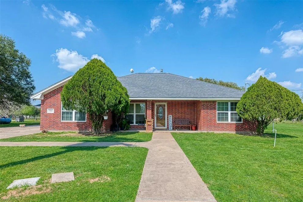 Unit for sale at 31616 Shiloh Road, Waller, TX 77484