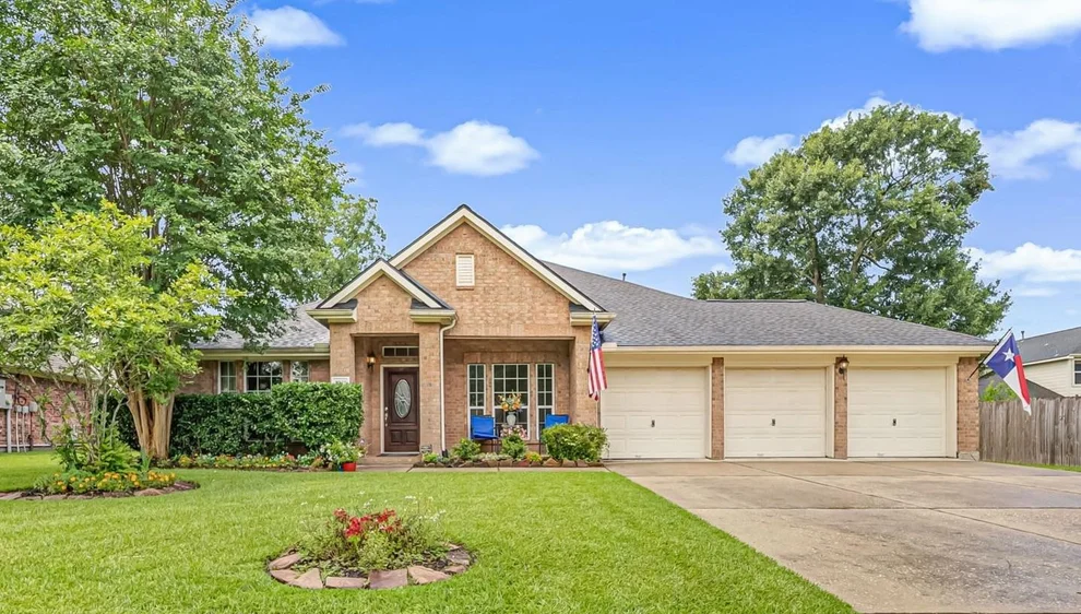 Unit for sale at 1859 Pembrook Circle, Conroe, TX 77301