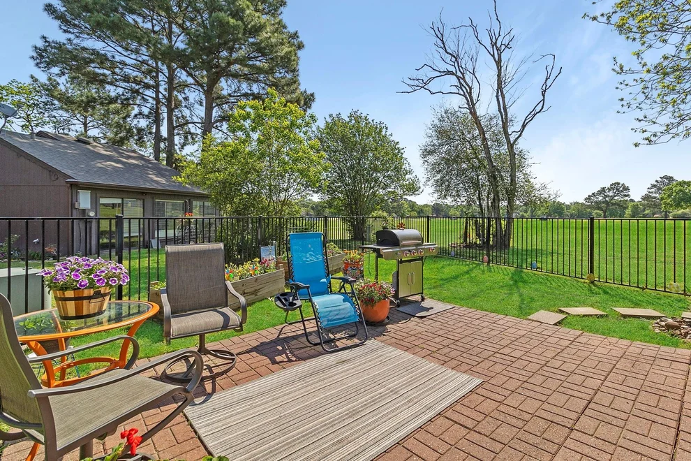 Unit for sale at 17 Townhouse Lane, Trinity, TX 75862