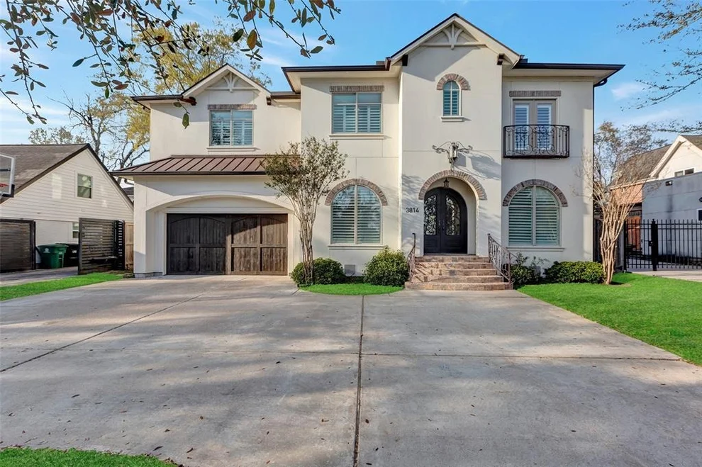 Unit for sale at 3814 Bellefontaine Street, Houston, TX 77025