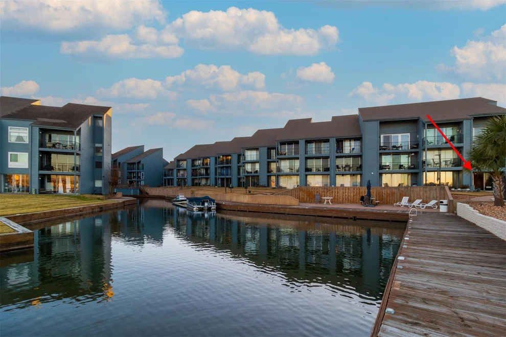 Unit for sale at 12500 Melville Drive, Montgomery, TX 77356