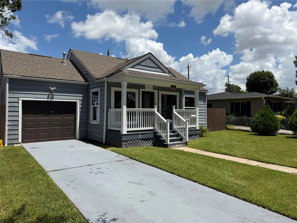 Unit for sale at 7619 Ilex Street, Houston, TX 77012