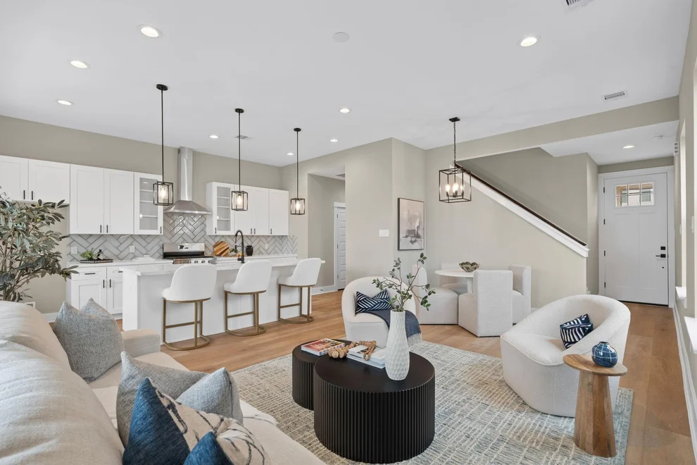 Unit for sale at 2210 Mansfield, Houston, TX 77091