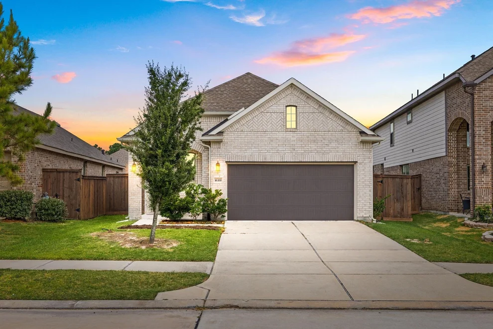 Unit for sale at 16319 Little Pine Creek Drive, Humble, TX 77346