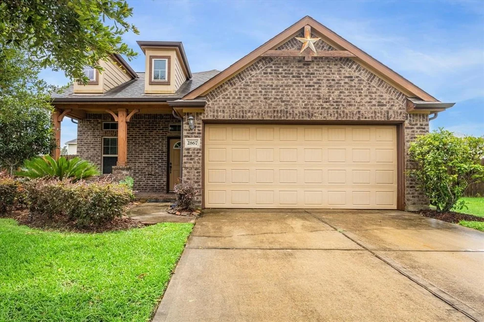 Unit for sale at 2867 Suncreek Lane, Dickinson, TX 77539