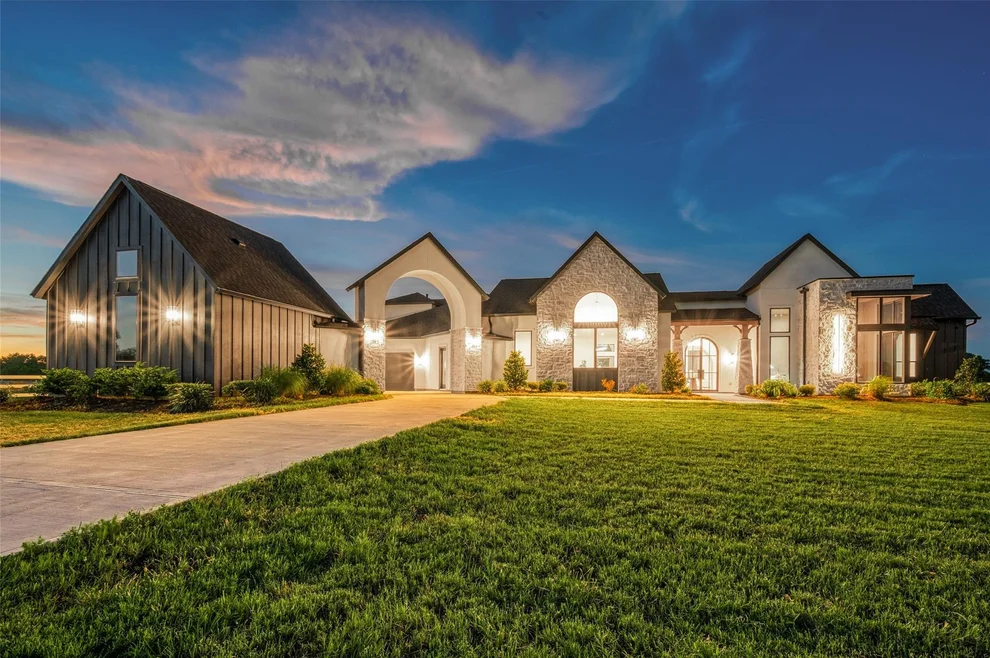 Unit for sale at 20218 Tealpointe Ridge Lane, Tomball, TX 77377