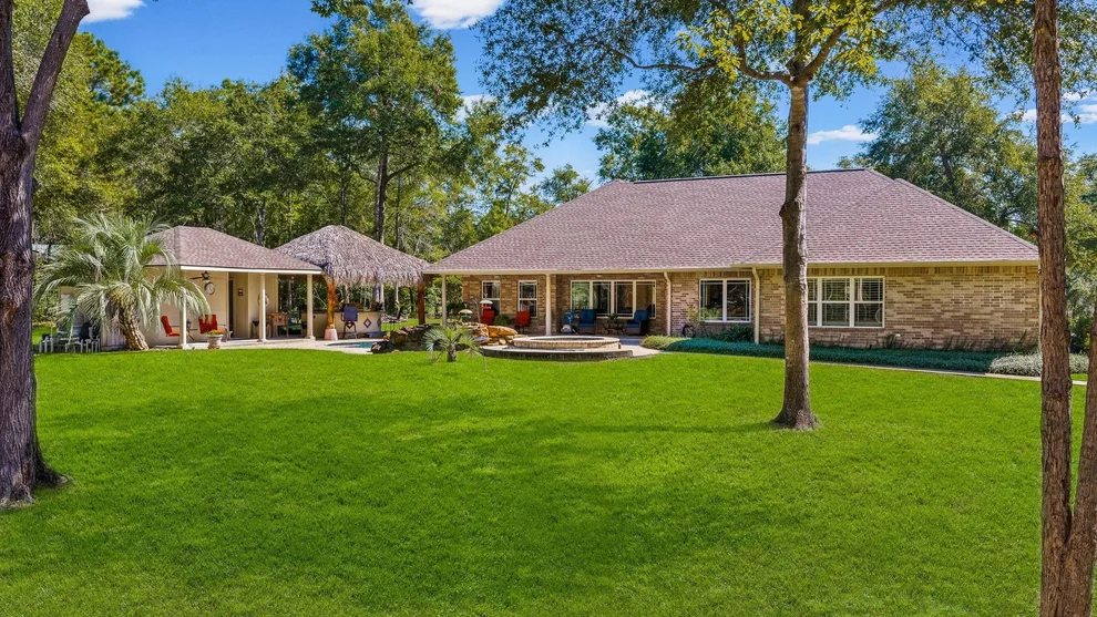Unit for sale at 190 Northwood Park, Livingston, TX 77351