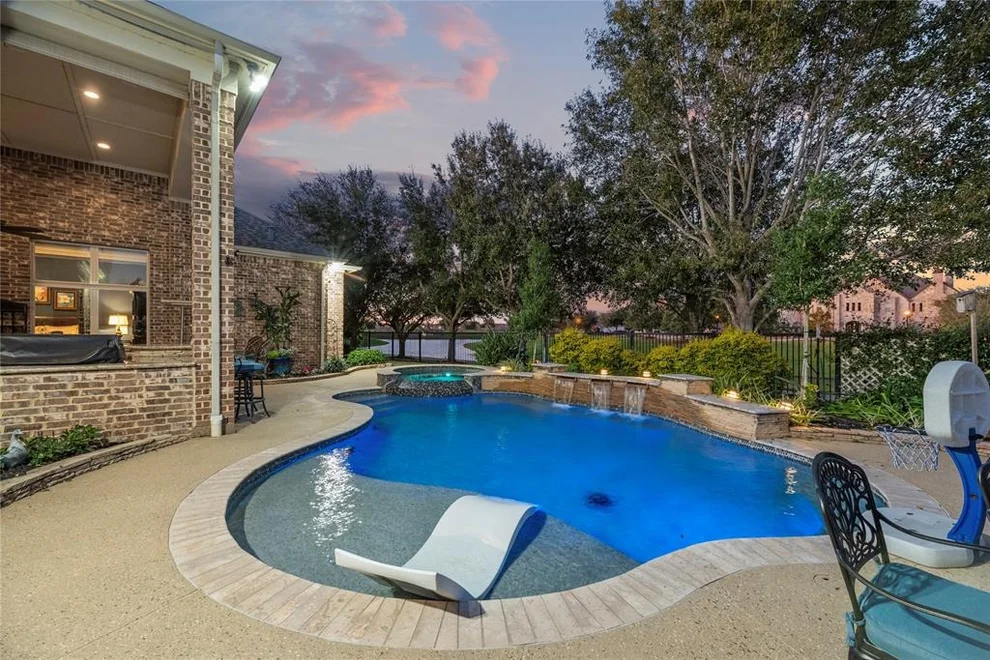 Unit for sale at 27402 Hollow Pass Lane, Katy, TX 77494
