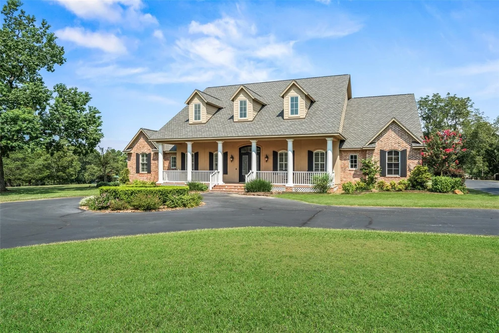 Unit for sale at 11638 Calfee Road, Conroe, TX 77304