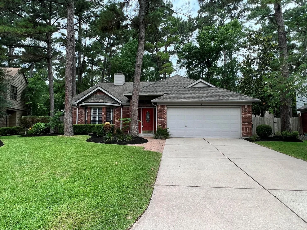 Unit for sale at 75 W Stony Bridge Circle, The Woodlands, TX 77381