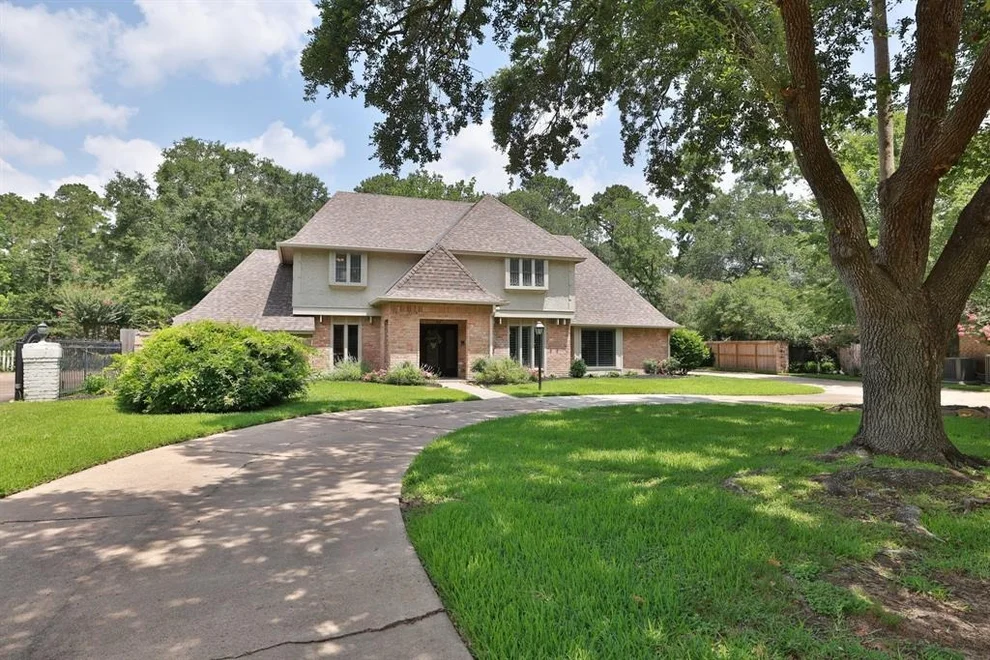 Unit for sale at 11322 Bassdale Drive, Houston, TX 77070