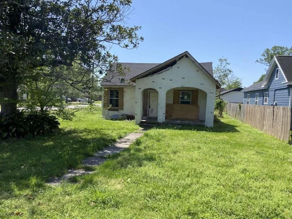 Unit for sale at 603 Highland Drive, Beaumont, TX 77705