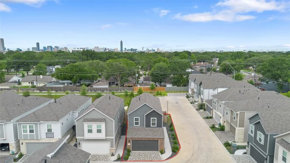 Unit for sale at 3125 Skyrock Drive, Houston, TX 77063