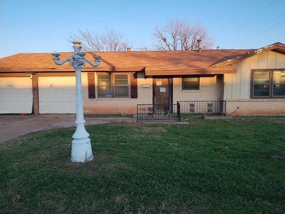 Unit for sale at 4111 Belmede Drive, Wichita, TX 76302