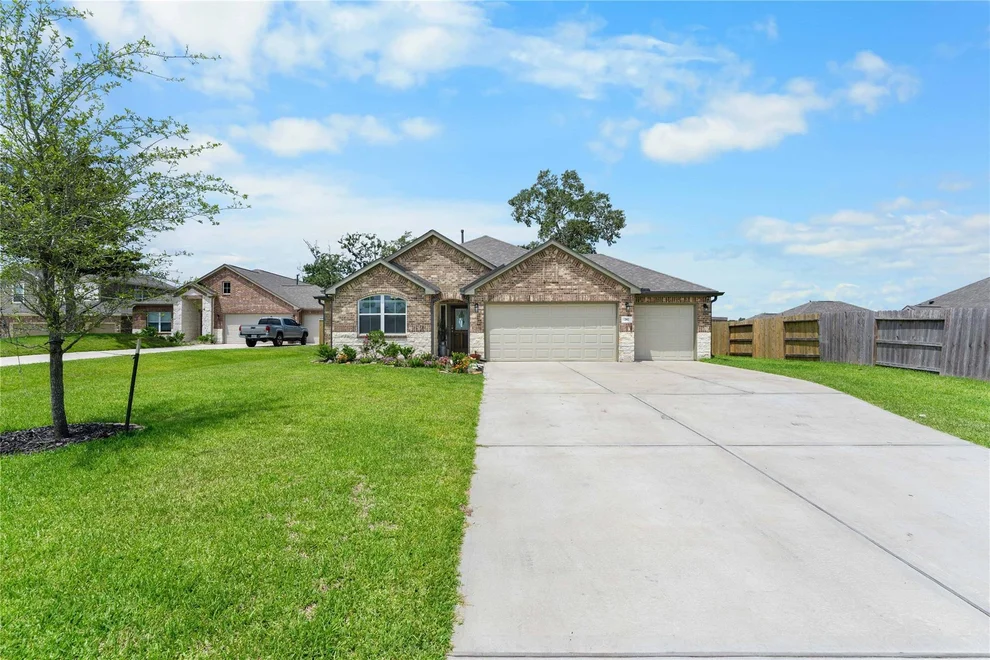 Unit for sale at 787 Dogberry Court, Conroe, TX 77304