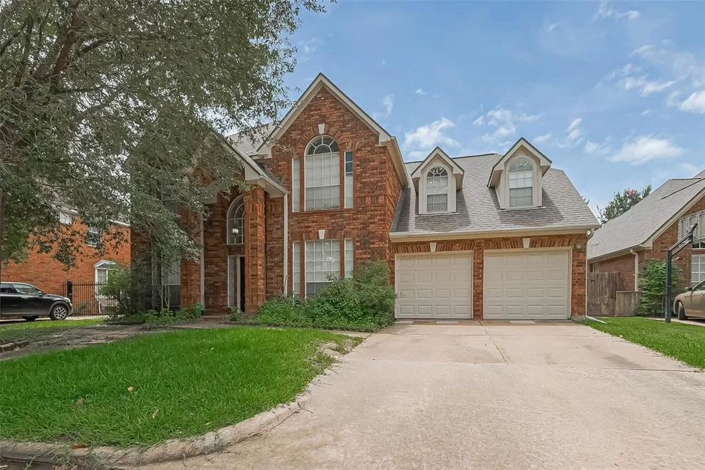 Unit for sale at 1327 W Forest Drive, Houston, TX 77043