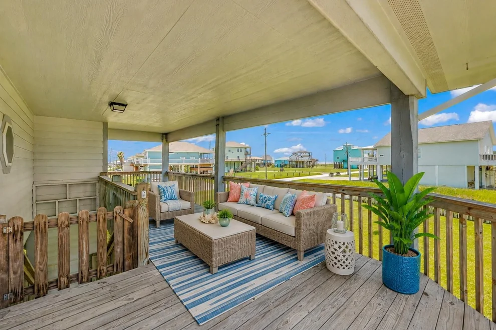 Unit for sale at 817 Westview, Galveston, TX 77650