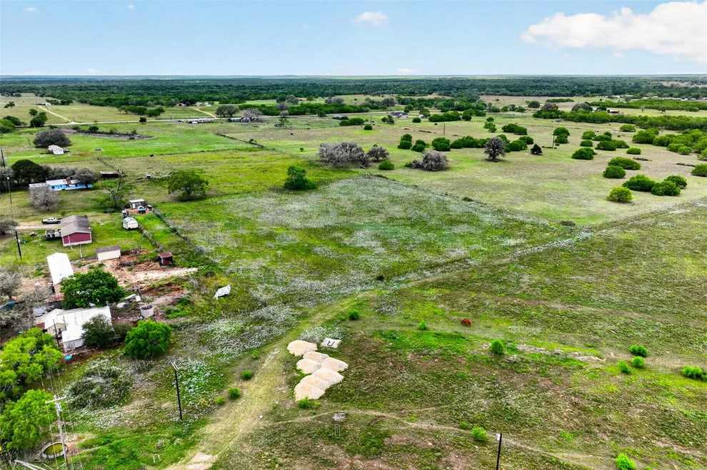 Unit for sale at NA Cr 190, Smiley, TX 78159