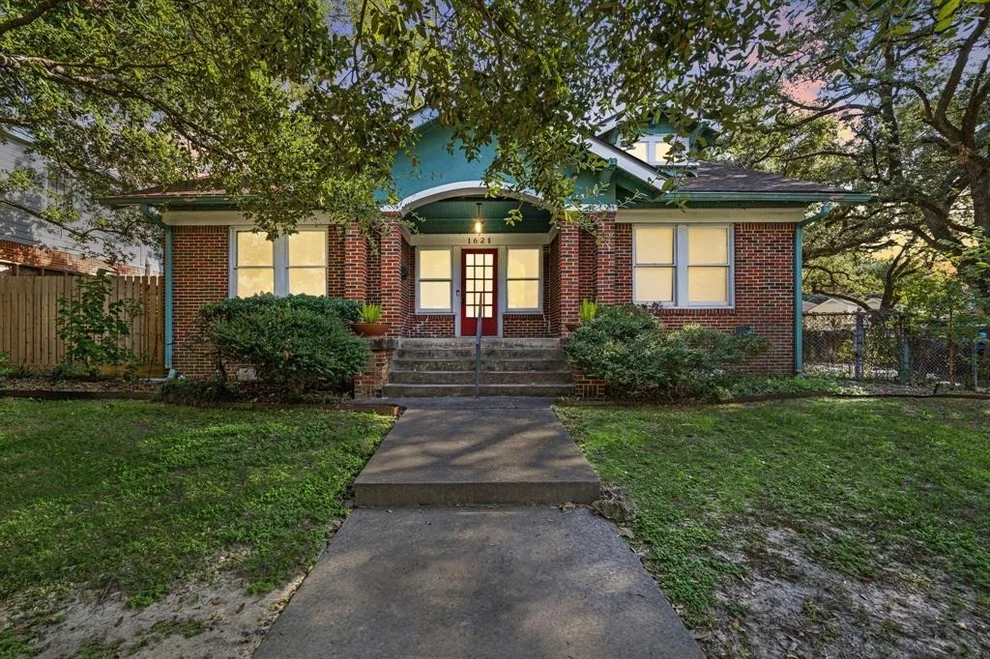 Unit for sale at 1621 Haver Street, Houston, TX 77006
