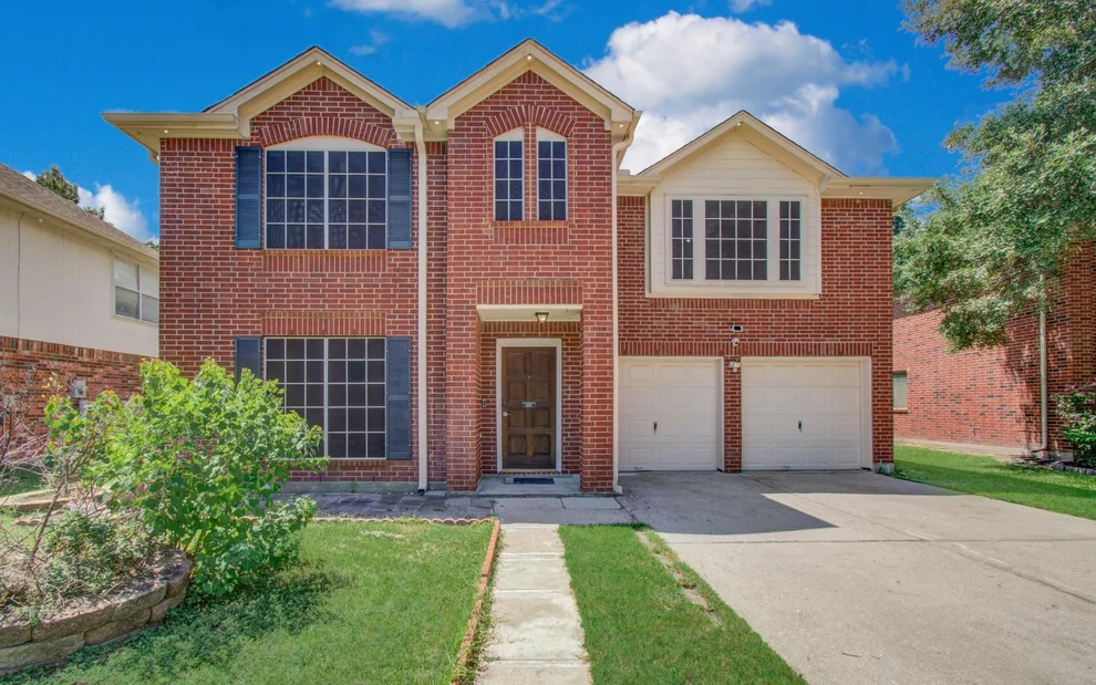 Unit for sale at 5415 Oak Falls Drive, Houston, TX 77066