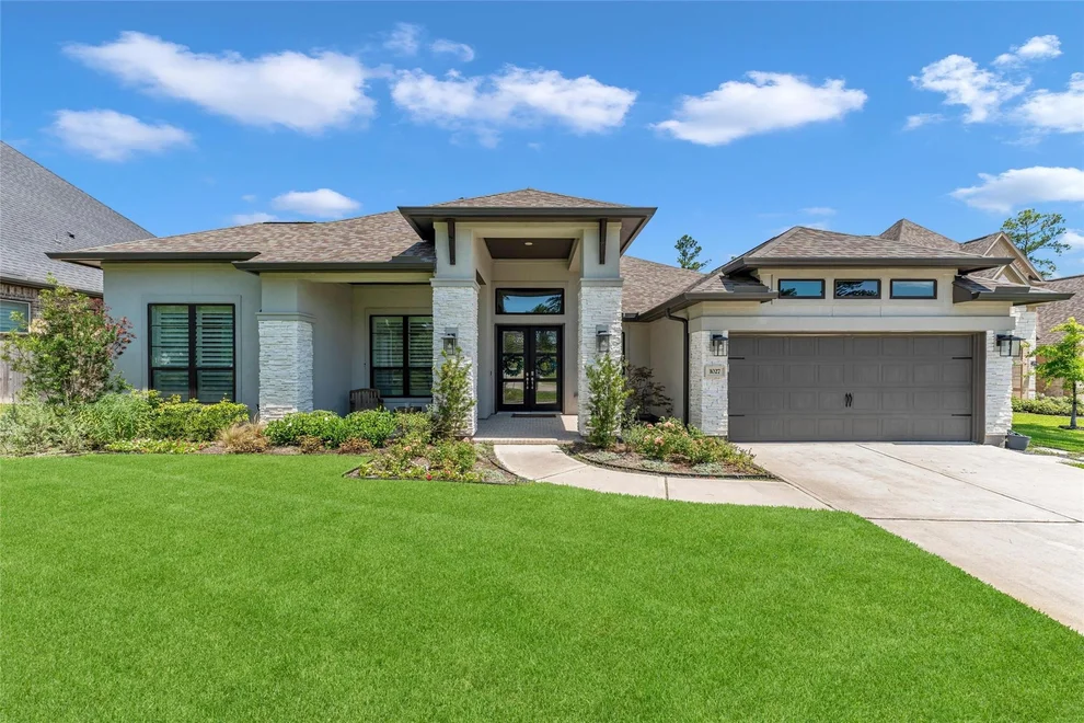 Unit for sale at 1027 Groveton Ridge Lane, Pinehurst, TX 77362