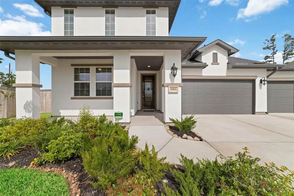 Unit for sale at 1911 Hickory Grove Lane, Tomball, TX 77375