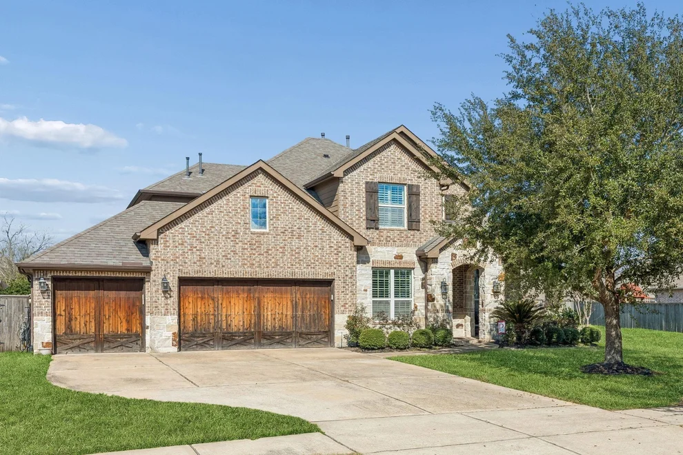 Unit for sale at 29918 Valley Terrace Drive, Fulshear, TX 77441