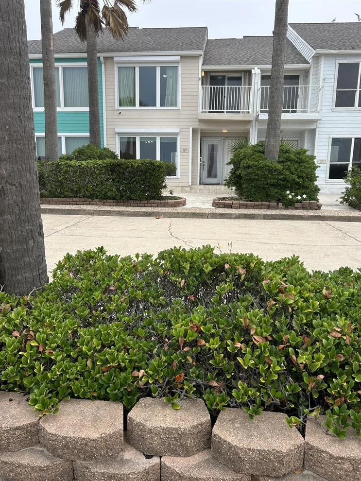 Unit for sale at 8402 Seawall Boulevard, Galveston, TX 77554