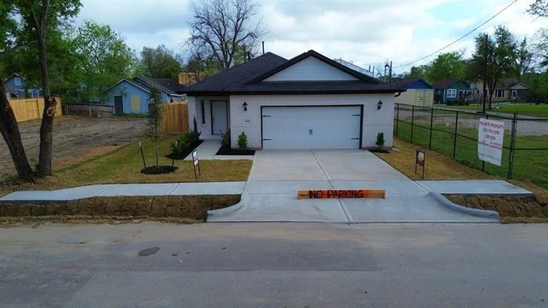 Unit for sale at 3325 Beulah Street, Houston, TX 77004