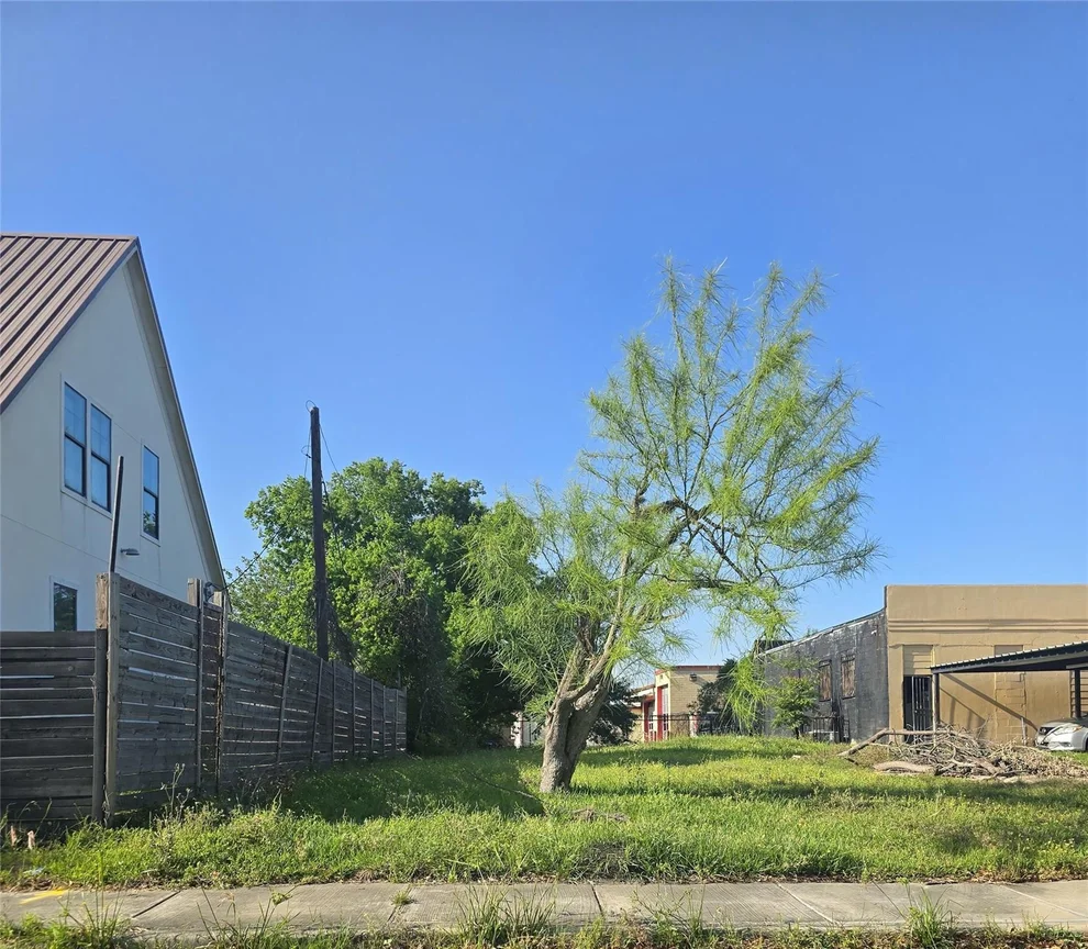 Unit for sale at 11114 Cullen Boulevard, Houston, TX 77047
