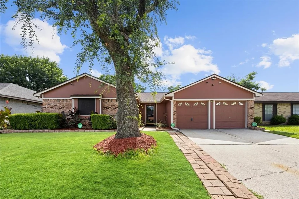 Unit for sale at 1370 Stevenage Lane, Channelview, TX 77530