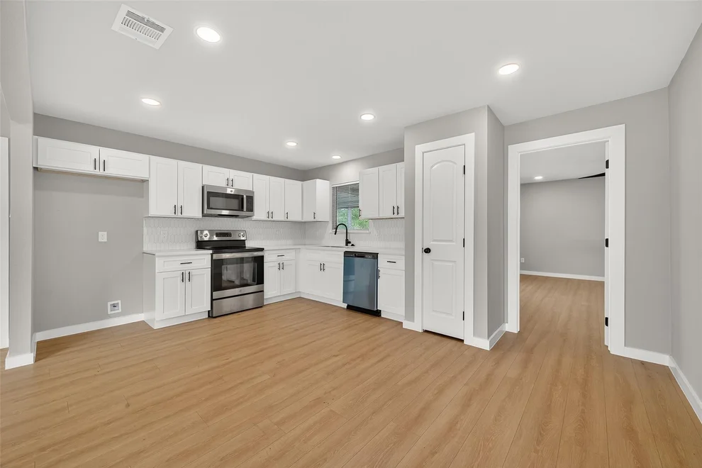 Unit for sale at 4403 Botany Lane, Houston, TX 77047