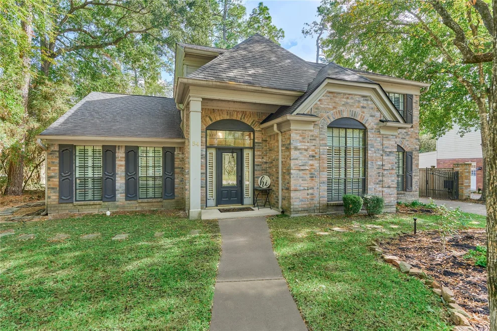 Unit for sale at 54 Thorn Berry Place, The Woodlands, TX 77381