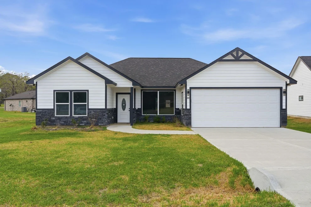 Unit for sale at 44 Meadow Lake Drive, Trinity, TX 75862