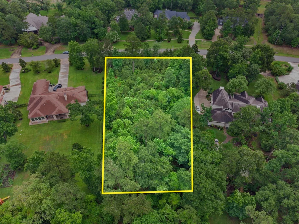 Unit for sale at 27403 Whispering Maple Way, Spring, TX 77386