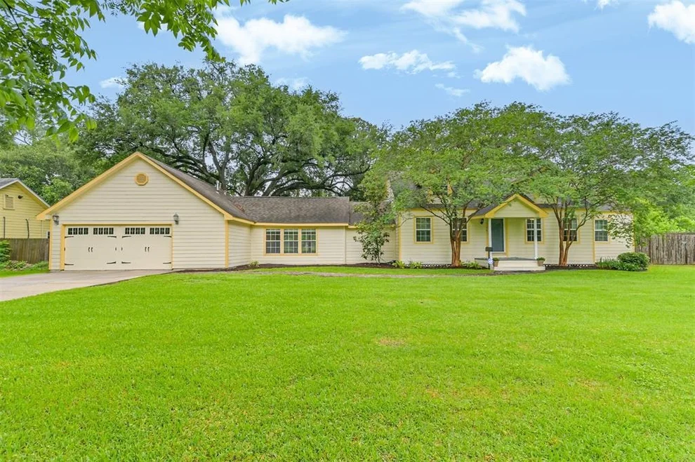 Unit for sale at 7075 Cayton Street, Houston, TX 77061
