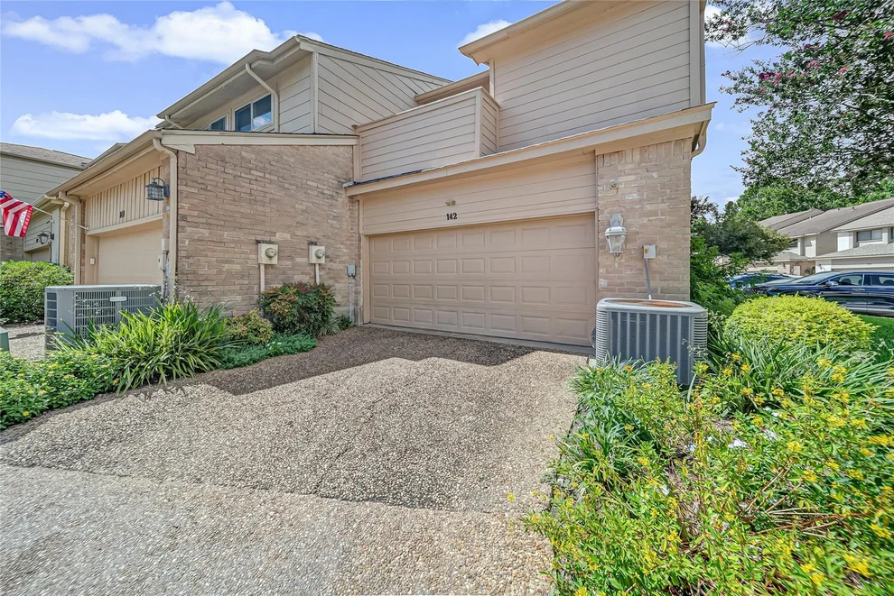 Unit for sale at 12625 Memorial Drive, Houston, TX 77024