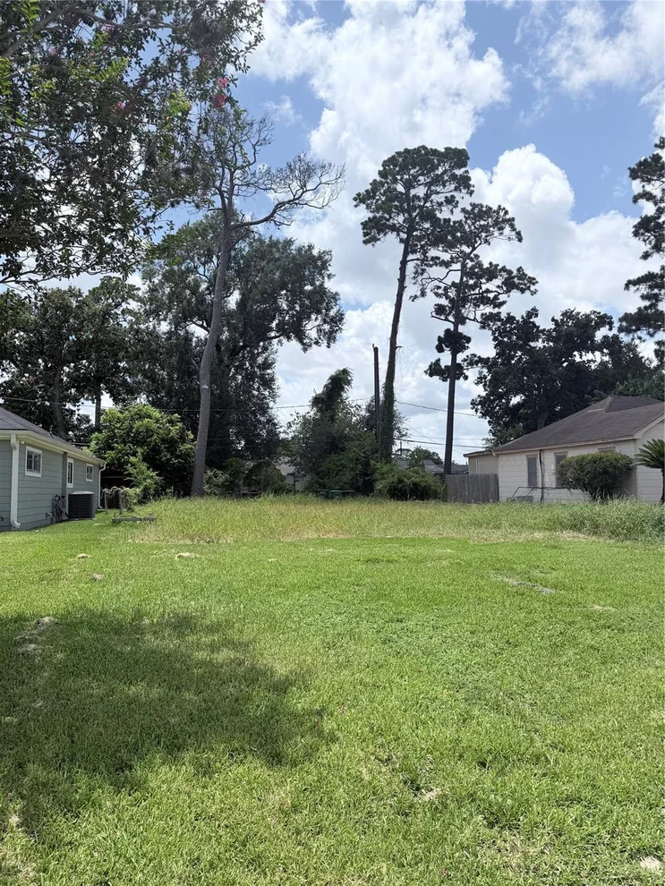 Unit for sale at 3826 Blodgett Street, Houston, TX 77004