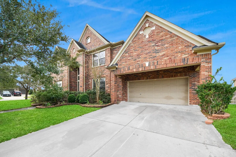Unit for sale at 2603 Quiet Brook Lane, Richmond, TX 77406