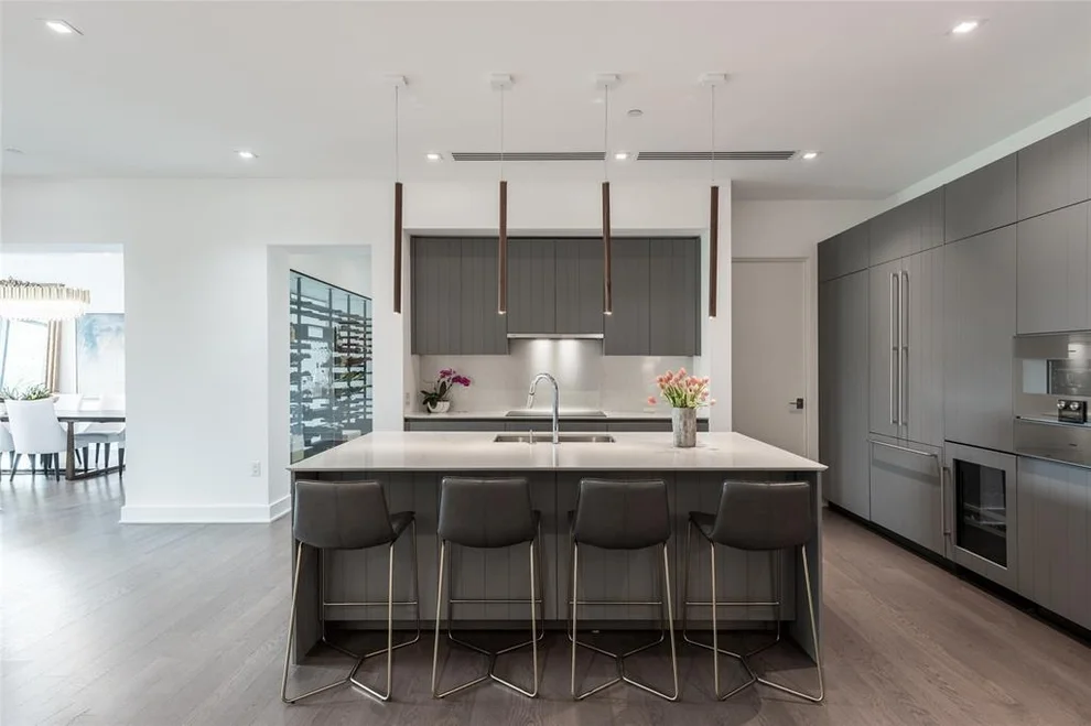 Unit for sale at 2710 Steel Street, Houston, TX 77098
