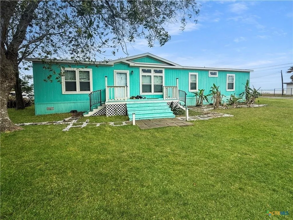 Unit for sale at 112 N Vivian Stevens Street, Port Lavaca, TX 77979