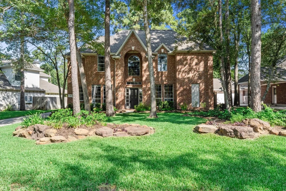 Unit for sale at 19 Lantana Trail, The Woodlands, TX 77382