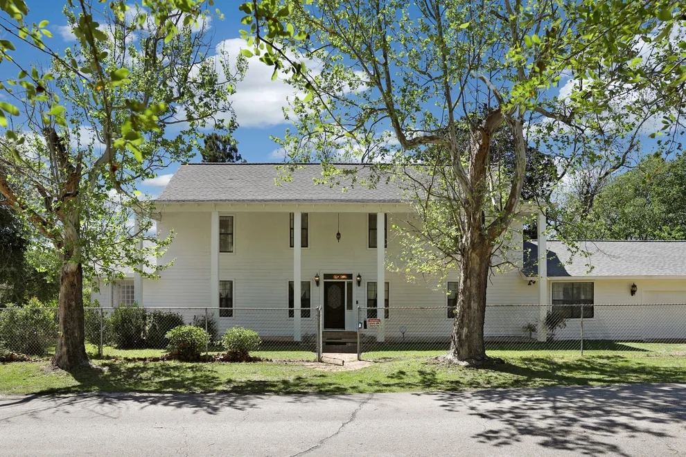 Unit for sale at 201 N Magnolia Street, Corrigan, TX 75939