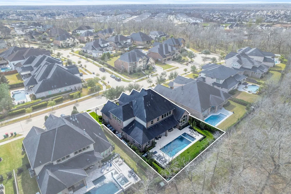 Unit for sale at 9503 Plaza Point Drive, Missouri City, TX 77459