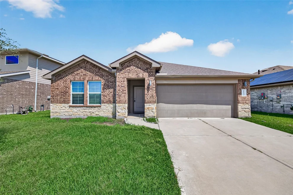 Unit for sale at 8043 Black Forest Lane, Rosharon, TX 77583